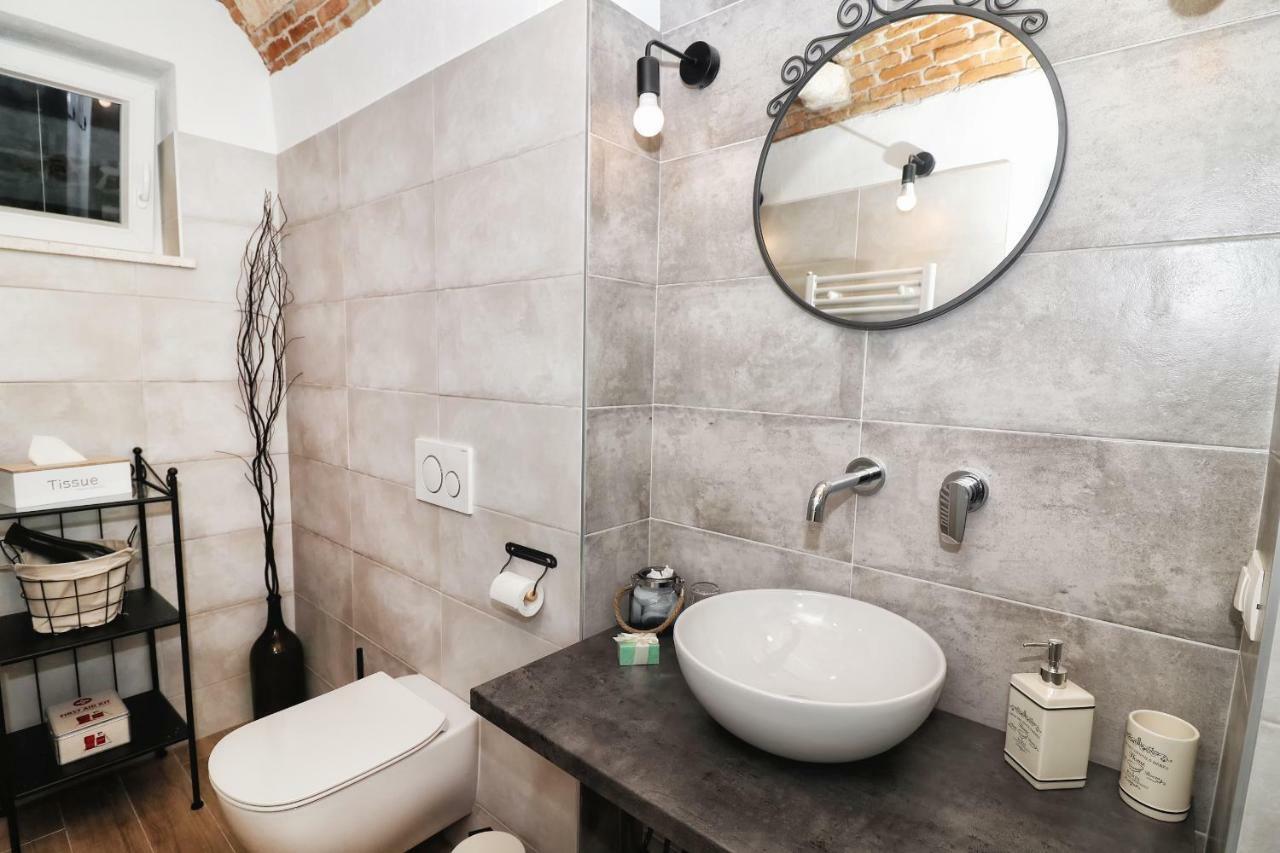 Cozy Apartment Mari Ровінь Екстер'єр фото